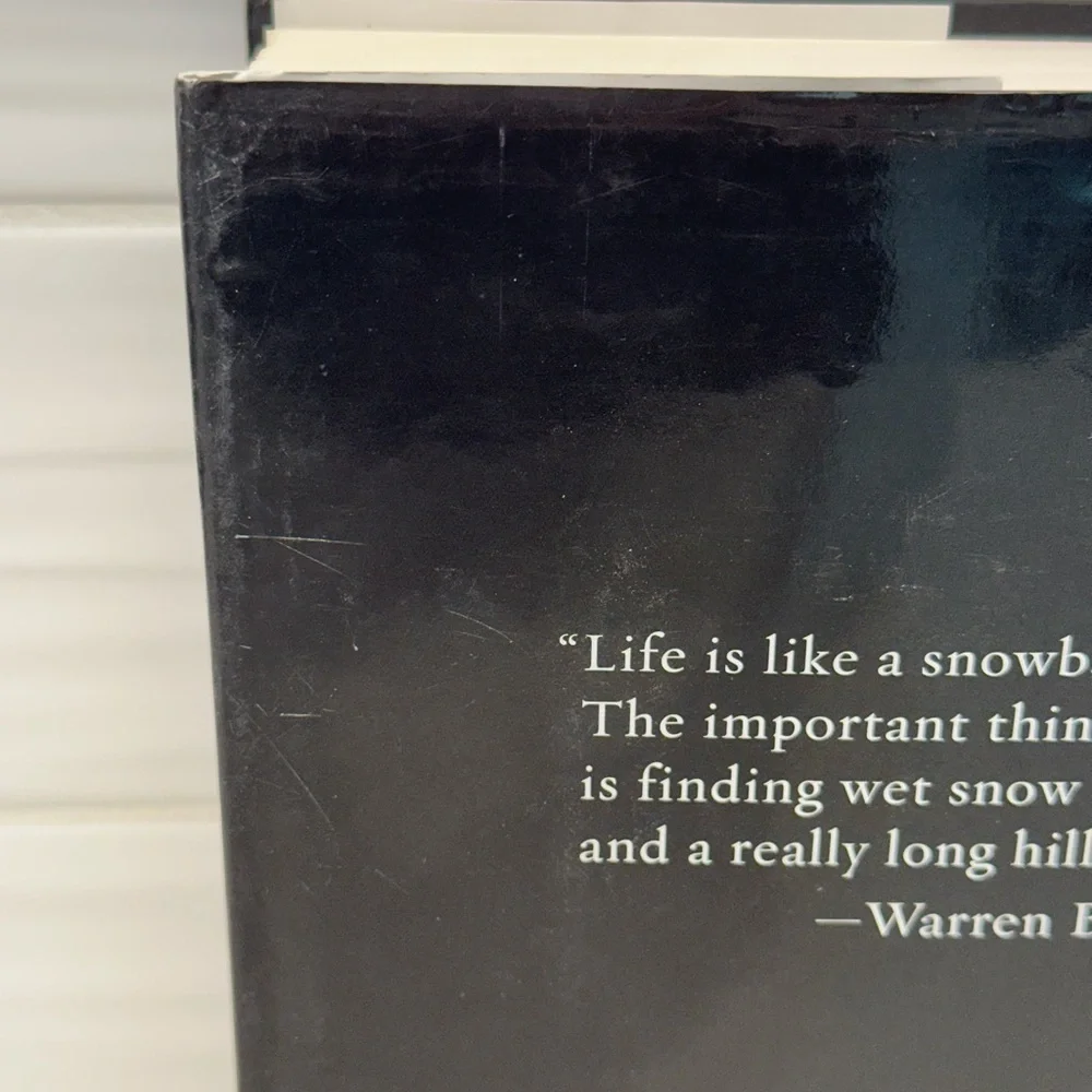 The Snowball: Warren Buffett and the Business of Life - Hardcover